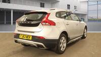 VOLVO V40 CROSS COUNTRY