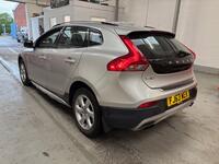 VOLVO V40 CROSS COUNTRY