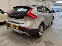 VOLVO V40 CROSS COUNTRY