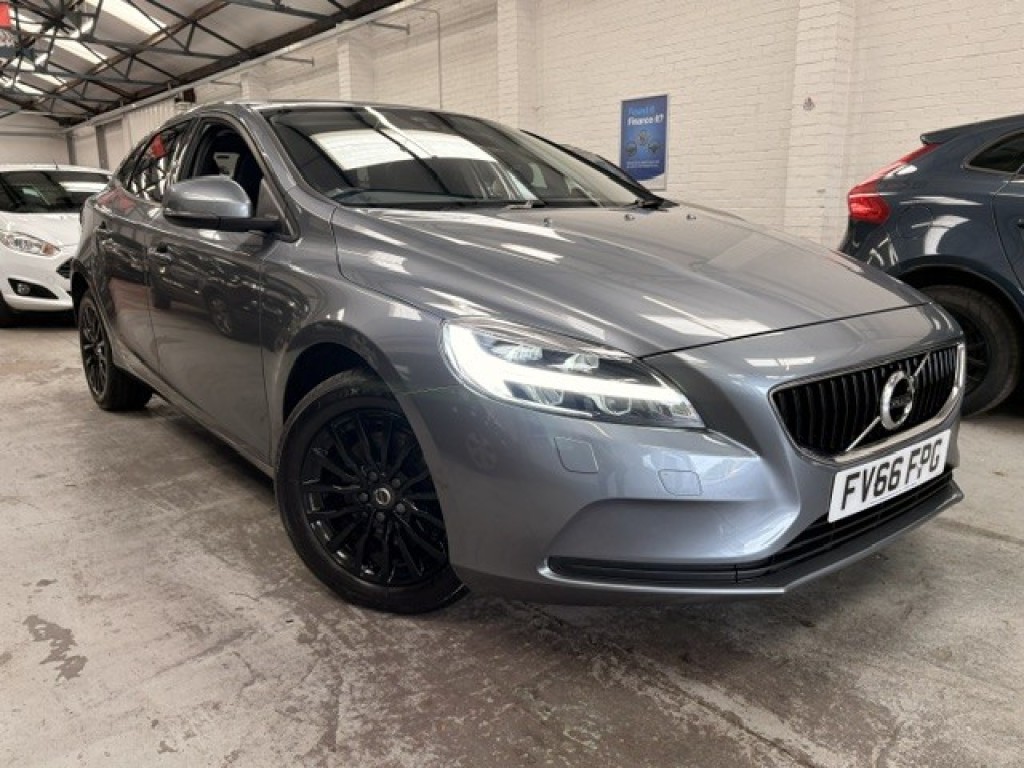 2016 Volvo V40